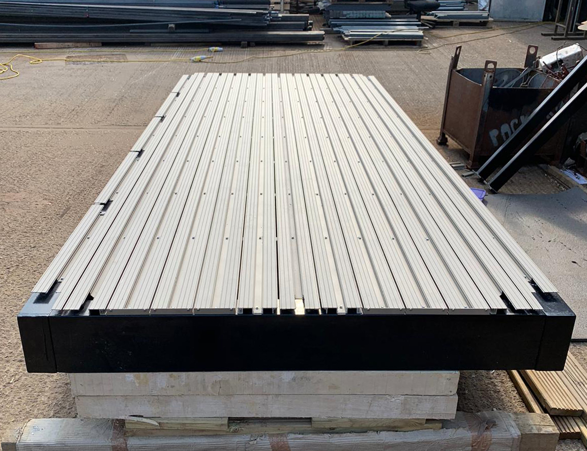 Alum Deck Boards : Waterproof Aluminum Decking | Professional Deck ...
