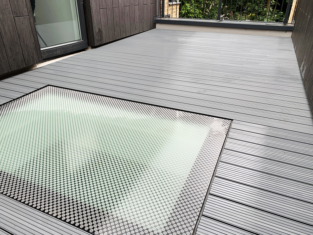 AliDeck Non-Combustible Aluminium Metal Decking Used In Balcony Refurbishment Project In Lewisham