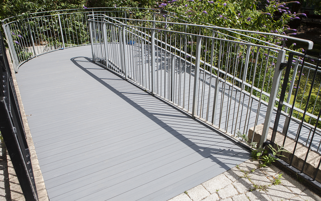 AliDeck Non-Combustible Aluminium Metal Decking for Walkway and Rampway Projects