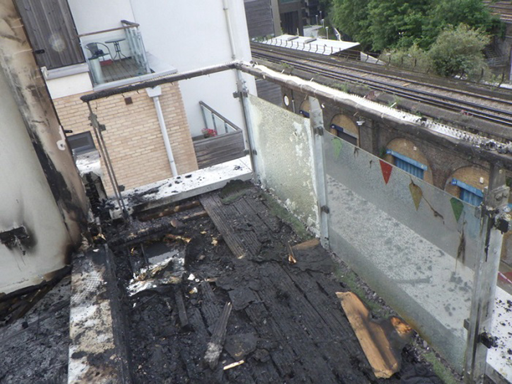 AliDeck Non-Combustible Aluminium Metal Decking Fire Hazard Condemned By London Fire Service
