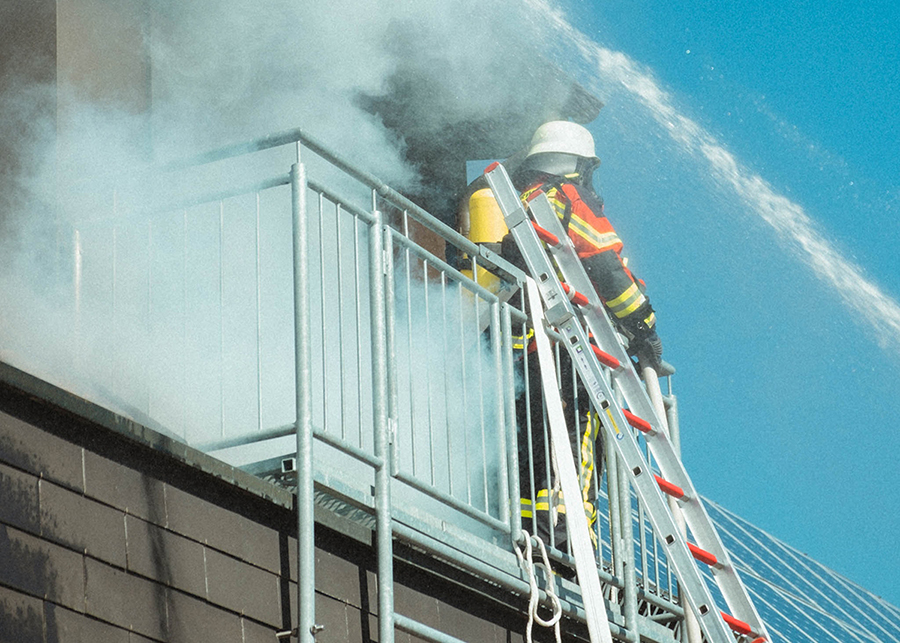 AliDeck publish Balcony Fires Report 2020 - 2021 on prevalence and causes of fires on balconies across the UK