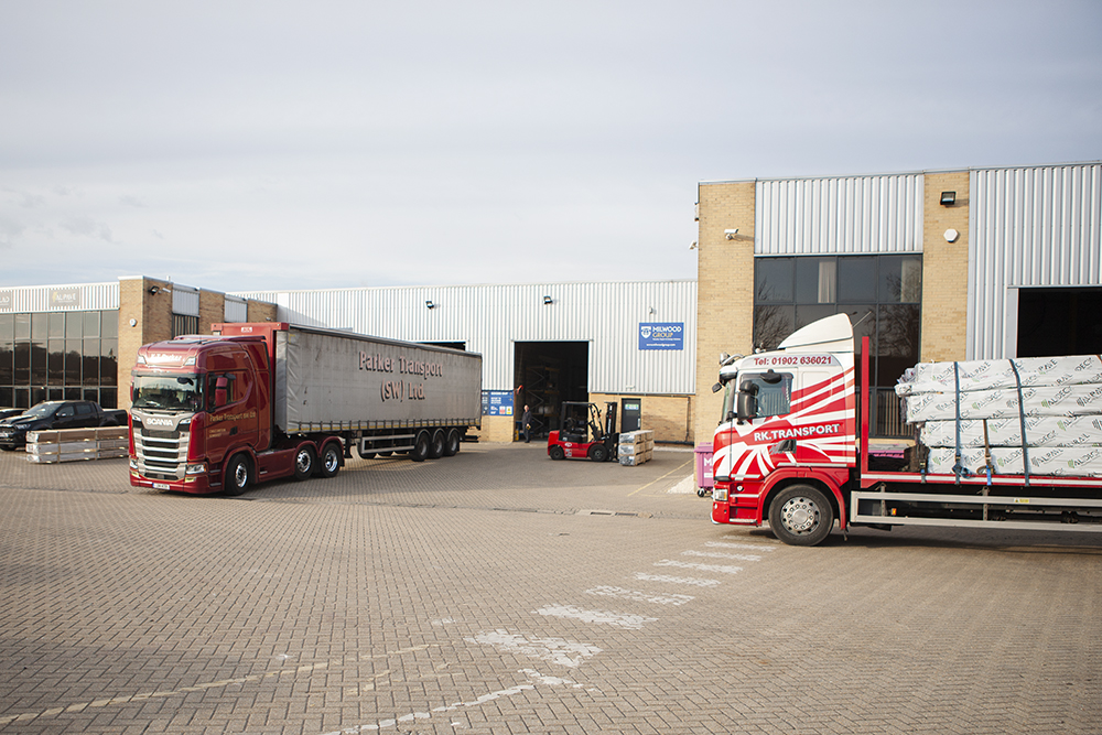 Busy morning at AliDeck HQ as back to back deliveries of large amounts of aluminium decking and balcony components stock material arrive at Rochester, factory team swing into action as production marches on Busy morning at AliDeck HQ as back to back deliveries of large amounts of aluminium decking and balcony components stock material arrive at Rochester, factory team swing into action as production marches on