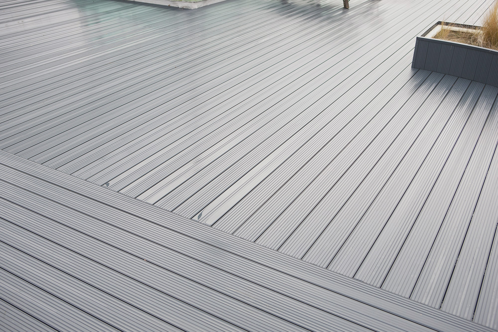 AliDeck Aluminium Decking Roof Terrace Replacement, Project Success Built-In