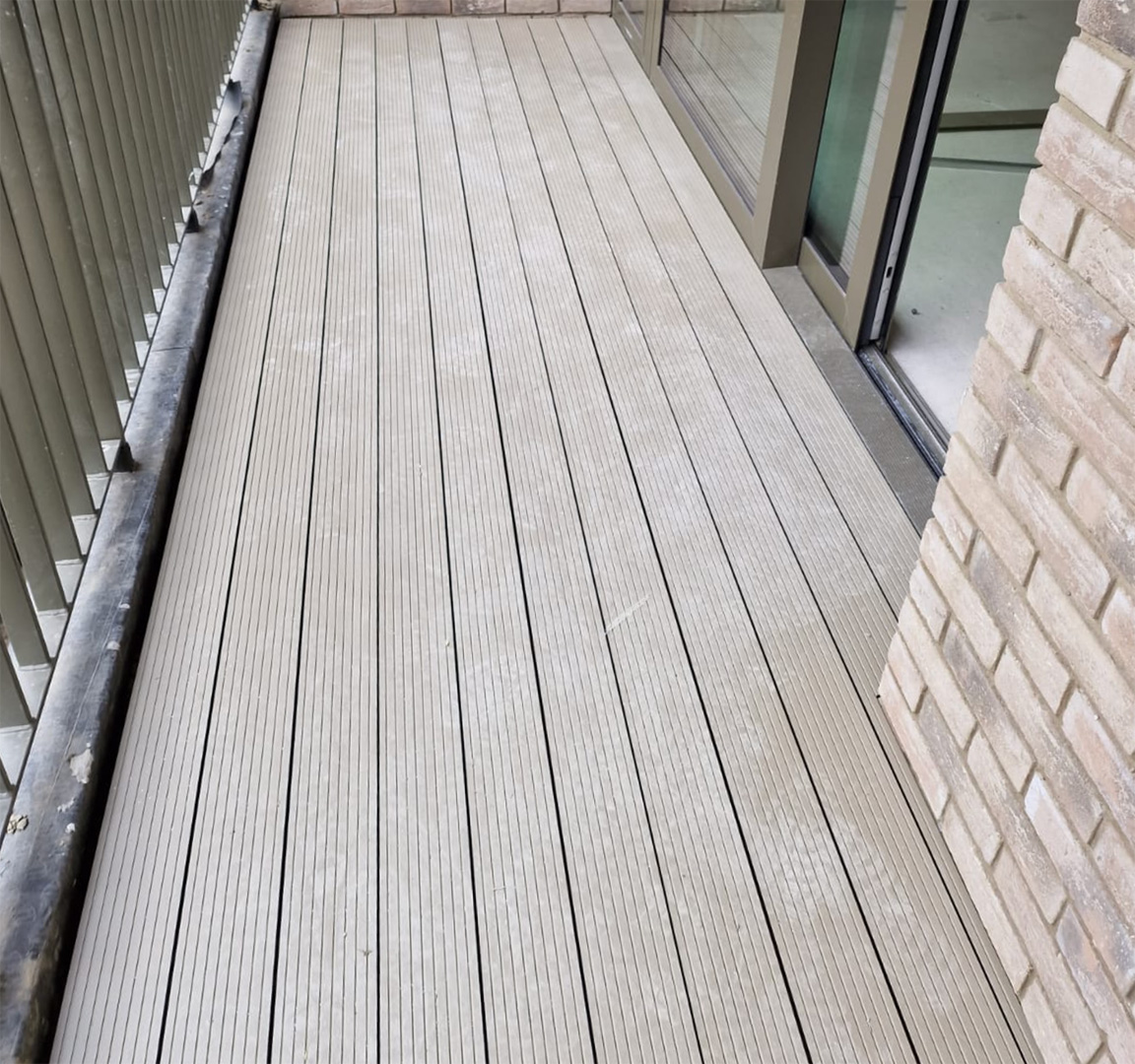 AliDeck Amson Solutions Canalside Phase Red Project Gilbert-Ash 3