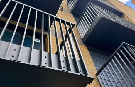 AliClad Flow Punched Gutter Installation, Aluminium Balcony Soffit in Whitechapel for PMS Composites, Sidney Street Project