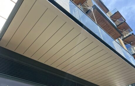 AliClad Flow 240mm, Shadow Gap, Aluminium Balcony Cladding: Fulham Reach Project