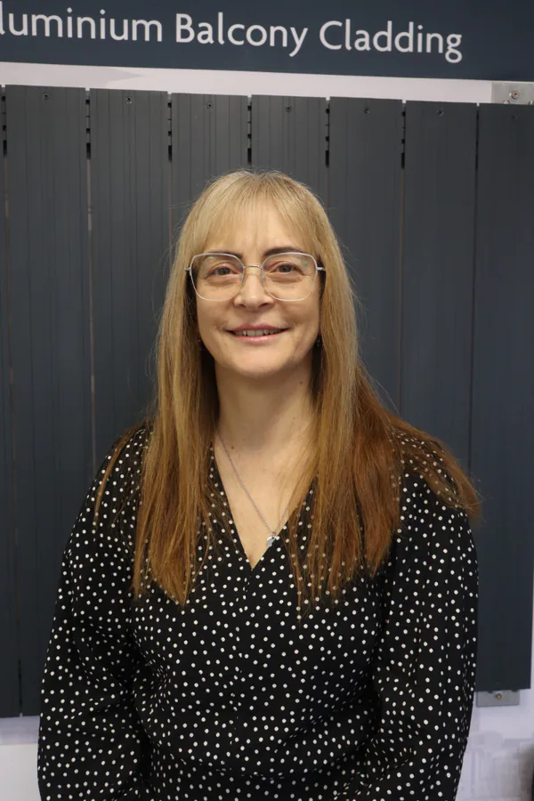 02-AliDeck-Meet-The-Team-Amanda-King-1