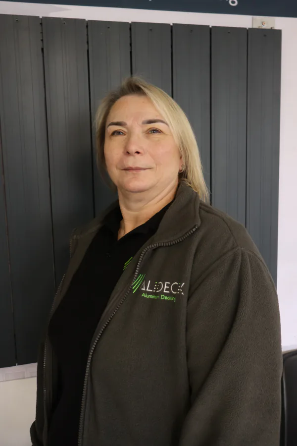10-AliDeck-Meet-The-Team-Maz-Scutts