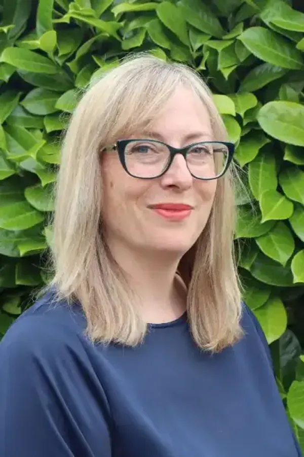 24-Meet-The-Team-AliDeck-Marisa-1